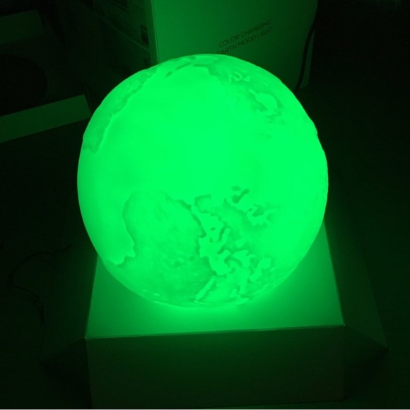 West & Arrow Earth LED Mood Light - Picture 2 of 3